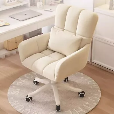 Ergonomic Office Chair Modern Luxury Design  With Wheels And Fabric Backing • $280