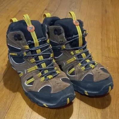 Merrell Yokota Trail Boots Men 8.5 Gunsmoke Brown Hiking Outdoor Waterproof Shoe • $19.99