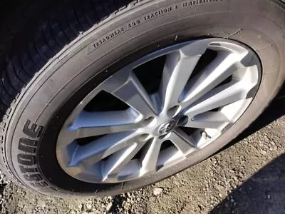 Wheel 19x7-1/2 Alloy 10 Spoke With Notched Ends Fits 09-13 VENZA 2553699 • $232.73