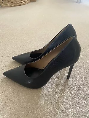 New Zara Black Stiletto High Heel Pointy Court Shoes Snake Uk 7 High Street Eu40 • £29.99