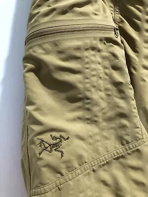 Arc'Teryx Hiking Climbing Arcteryx Dark Tan Khaki Pants Men’s 32 X 32 CA34438 • $22