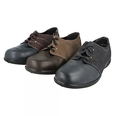 Ladies Easy B Leather Lace Up Wide Fitting Shoes : Glossop • £25