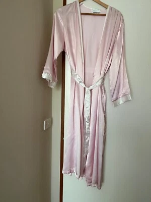 $25 • Buy Polyester Size M Pink Dressing Gown, Lightweight