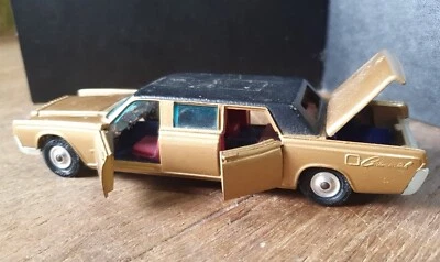 £10 • Buy Vintage Corgi Lincoln Continental No 262 Diecast Model 1967