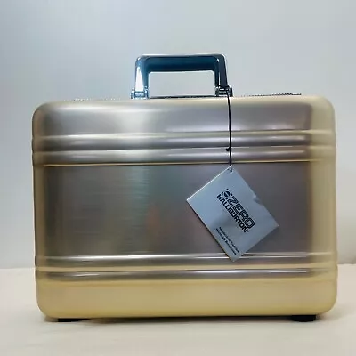 Zero Halliburton 4A-PG Aircraft Grade Aluminum Brief/Attache Case Was On Display • $375