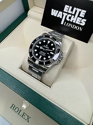 ROLEX SUBMARINER NON DATE 2023 41mm 124060 STAINLESS STEEL  Full Set • £9950