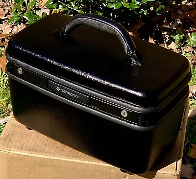 Vintage Black Samsonite Travel Train Case Beauty Cosmetic CarryOn Luggage W KEY • $32