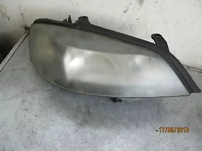 Vauxhall Astra G Mk4  2004 Os Driver Side Headlight  • $31.02