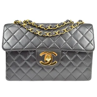 Chanel Black Lambskin Jumbo Classic Flap Shoulder Bag 59888 • £3890.10