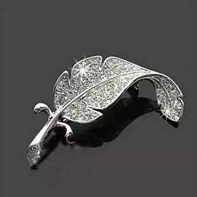 Stunning Diamonte Silver Plated Christmas Retro Feather Leaf Brooch Cake Pin L3 • £11.99