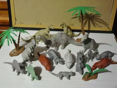 (16) Vintage Lot Of Louis MARX Prehistoric Dinosaurs - Green & Lt Gray & Tan • $159.99