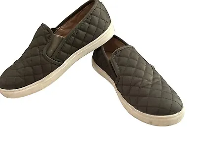 Mossimo Womens 8 Olive Green Puffer Quilted Slip On Shoes Casual Sneakers Loafer • $22.57