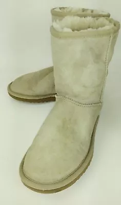 UGG Australia 5825 Womens Boots US 5 Beige Suede Fur Lined Classic Short 2495 • $12.48