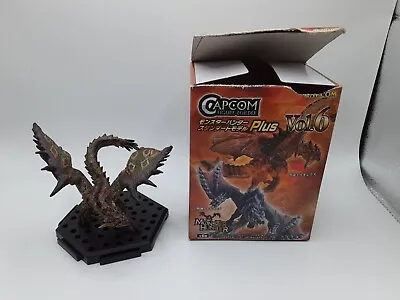 CAPCOM Monster Hunter DREADKING RATHALOS Figure Builder  Vol 6 • $25