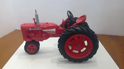 VINTAGE INTERNATIONAL HARVESTER McCORMICK FARMALL M TRACTOR 1/16 • $50