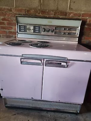 1950's PINK Frigidaire Stove • $150