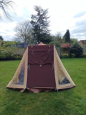 Vintage Tent Retro • £55