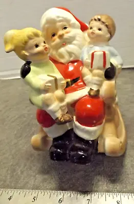 VINTAGE 1983 CHRISTMAS Santa  & Children In A Rocking Chair FIGURES MUSIC BOX • $20