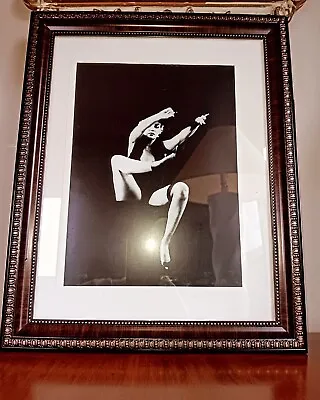 MARILYN MONROE BY MILTON GREENE VINTAGE REPRODUCTION. 8.5 X11 Framed Photo  • $99.99