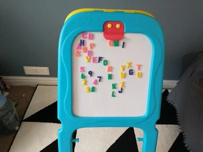 £8 • Buy Kids Double Sided Easel Board