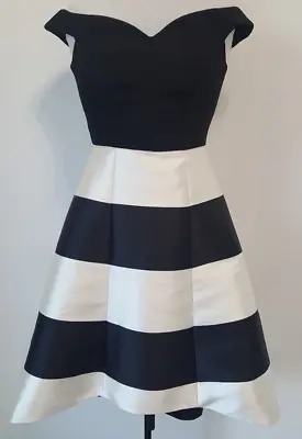£44.99 • Buy COAST - Black & White Fully Lined Katey Stripe Dress  Mono Fit & Flare- Size 10