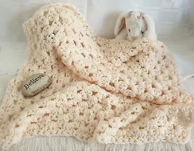 Crocheted Chunky Baby Blanket. • £10.49