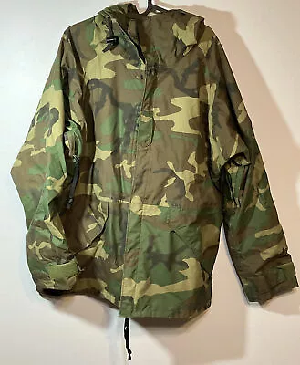 US Military Jacket Parka Cold Weather Woodland Camouflage Medium Regular- Hooded • $35