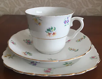 Vintage Colclough Floral Pattern English China Tea Trio Cup Saucer & Plate Rare • £6