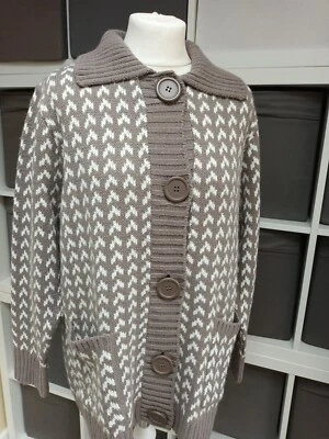 $14.69 • Buy BNWOT - Ladies Size 18-20 Long Sleeved Cardigan With Pockets Chunky Buttons
