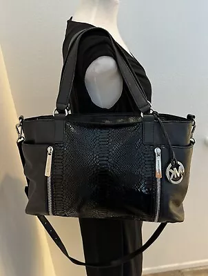 MICHAEL KORS Black Python Snake Pebbled Leather Crossbody And Shoulder Bag. • $110