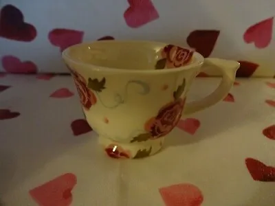 £24.95 • Buy Emma Bridgewater Rose Mini Decoration Cup