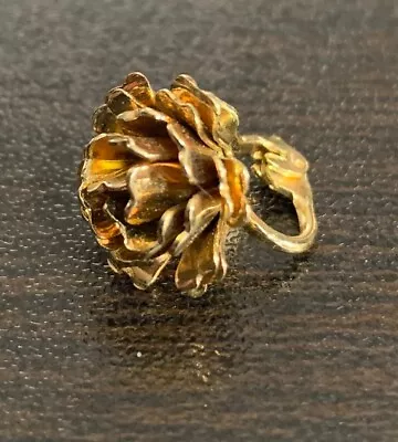 Vintage Gold Tone Clip-On Flower Earring • $7.99