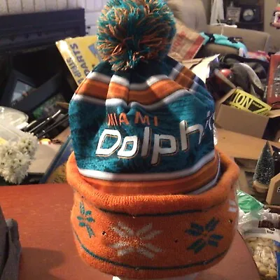 LED Light Up Miami Dolphins Football Hat Winter Cap Cuffed Knit NFL  Pom Beanie • $26