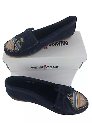 Minnetonka Womens Moccasins Size 8 Kilty Aztec Navy Suede Leather Shoes • $49.95