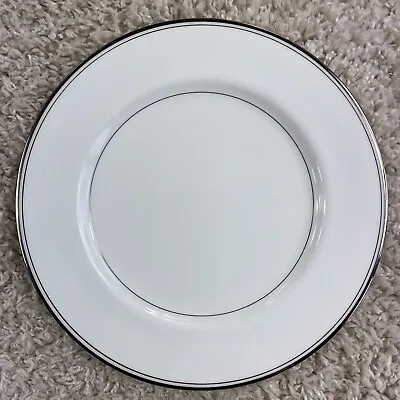 Mikasa Briarcliffe A1-101 Round Bone China Dinner Plate 10 In White Silver Rim • $11.99