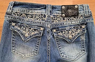 Miss Me Women's Easy Boot Blue Jean's Flap Pockets Size 28x32 • $23