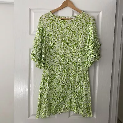 $40 • Buy Faithful The Brand Beautiful Green/white Dress