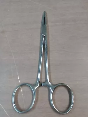 Vintage Medical Tool (Cc) • $5