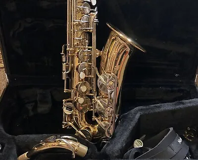 Yamaha YAS-26 Standard Eb Alto Saxophone • $800