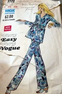 *LOVELY VTG 1970s TOP & PANTS Vogue Sewing Pattern 12/34 • $6.99