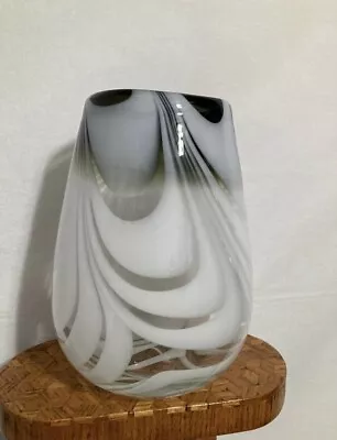 Maija Carlson White Feathered Filigree Exquisite Art/Studio Glass Vase Finland • $125