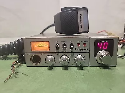 Vintage Midland 151M 40 Channel CB Radio W/Mic. • $20.99