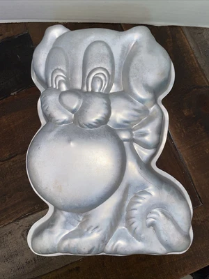 $6.60 • Buy Wilton Cake Pan 1978 502-7636 Playful Puppy Dog Korea