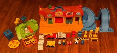 Vintage Fisher Price Little People MAIN STREET~Playground 2525~Cars~Mail~MORE! • $75