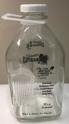 Milk Bottle Sheeder Cloverleaf Dairy Guthrie Center IA 1/2 Gal. • $15.99