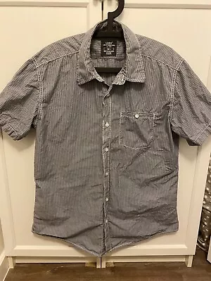 H&M LOGG Men’s Striped Shirt Short Sleeves Size Large • £0.99