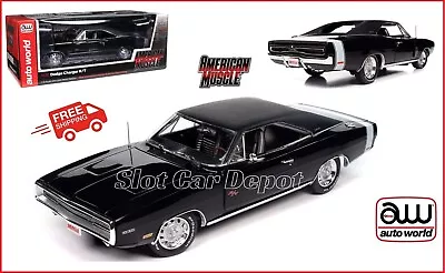 Auto World '70 BLK Dodge Charger R/T Hemmings Muscle Machine 1:18 Scale 1302 • $109.95