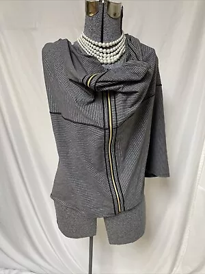 Lululemon Vinyasa Infinity Scarf Wrap Zip Up Tonka Black Gray Striped One Size • $12.99