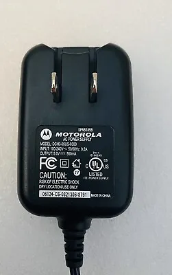 GENUINE Motorola Cell Phone Wall Charger DCH3-05US-0300 / SPN5185B 5.0v 550mA • $4