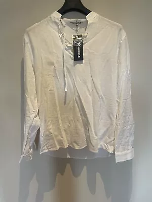 Yaohoule White Lace Up Front Shirt. M • £5